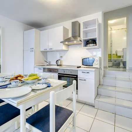 Apartment Jurkovic - Nji100 By Interhome