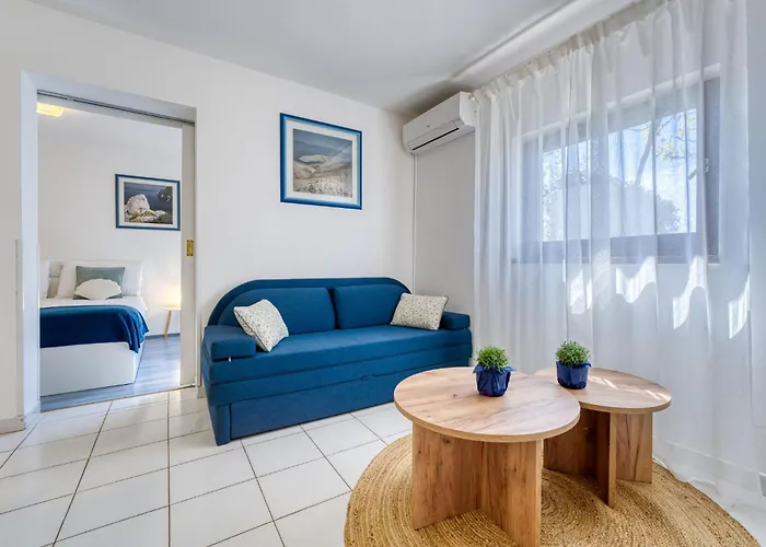 Apartman Jurkovic-1 By Interhome