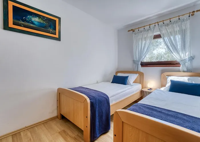Apartman Jurkovic-1 By Interhome Njivice
